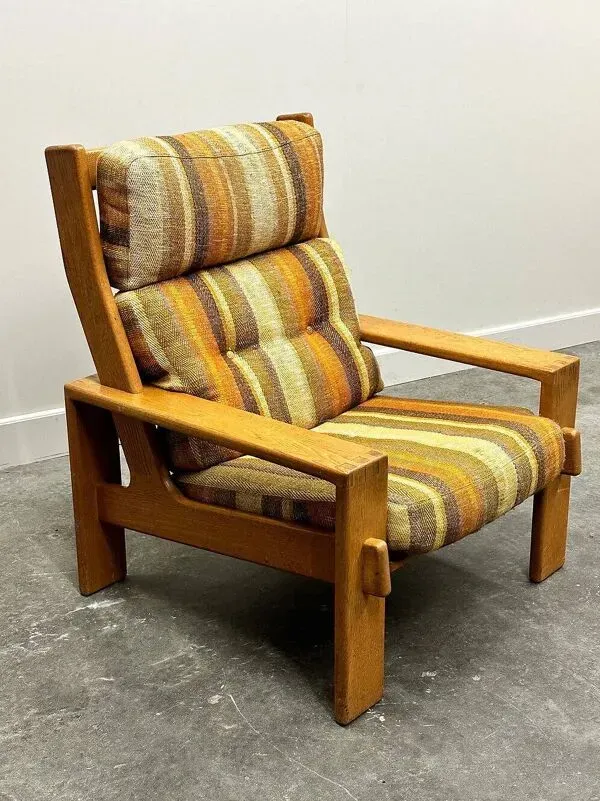Illustration numéro 5 du produit Grande chaise longue vintage en bois d'orme avec tissu d'origine, années 1970, France