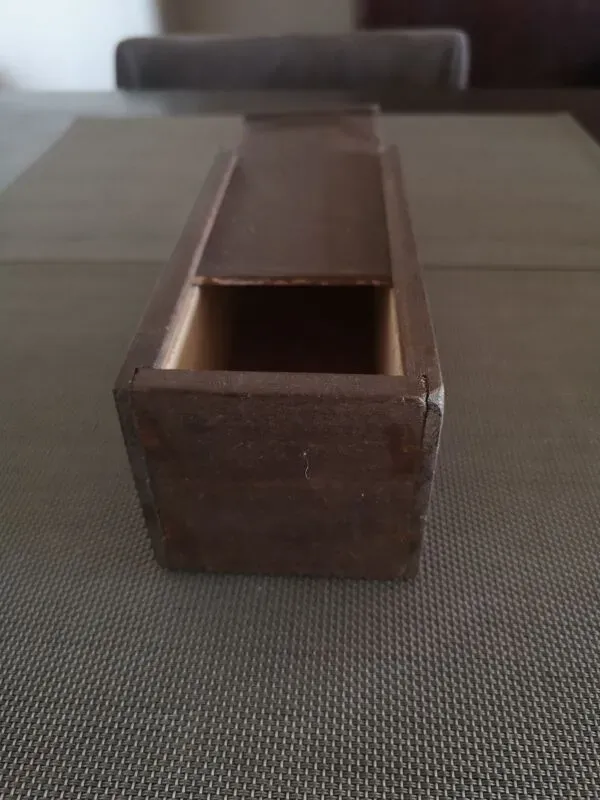 Illustration numéro 5 du produit Plumier écolier en bois teinté - années 1960/1970