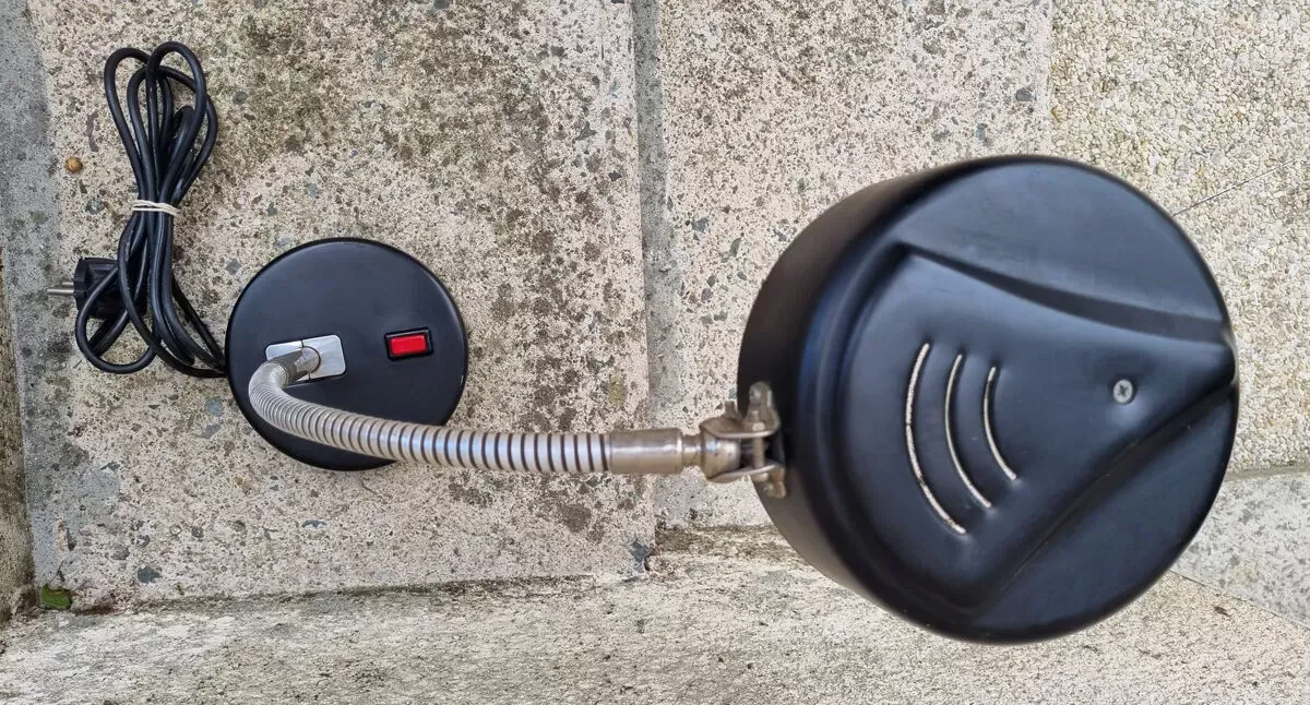 Illustration numéro 5 du produit Lampe de bureau industrielle Bauhaus, métal, vintage,  années 50