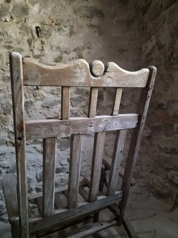 Illustration numéro 5 du produit Ensemble de 6 chaises longues pliantes américaines vintage en bois dur, 1940s–1960s