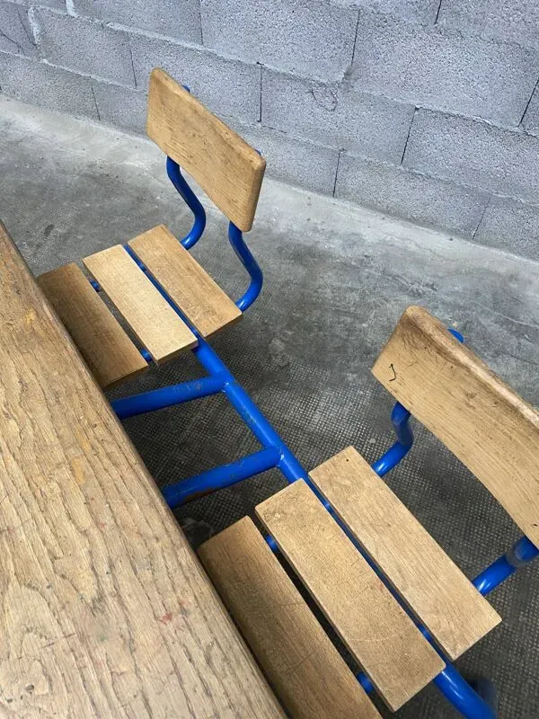 Illustration numéro 5 du produit Bureau d'écolier vintage