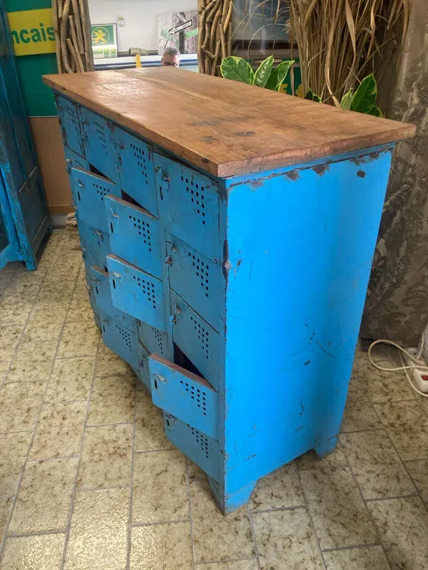 Illustration numéro 5 du produit Meuble d’atelier 20 cassiers bleu