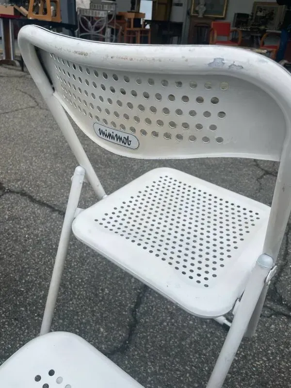 Illustration numéro 5 du produit 4 chaises Minimob