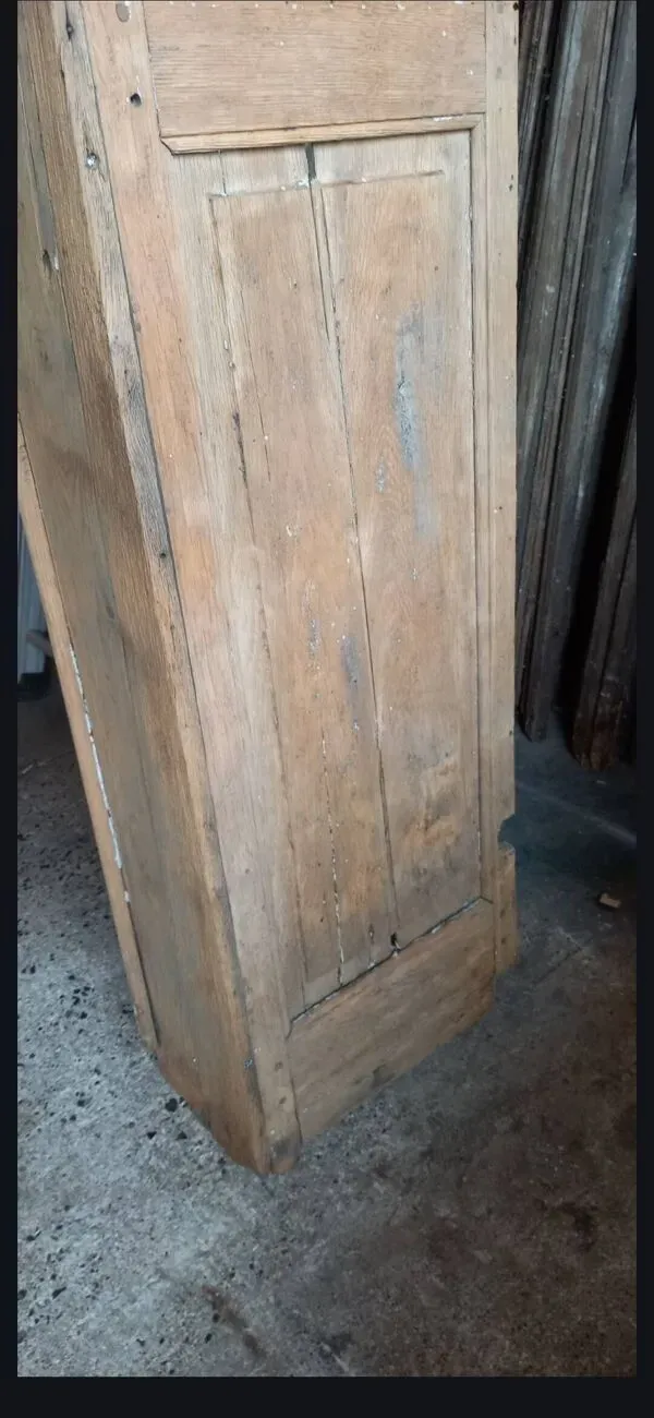 Illustration numéro 5 du produit Cheminée et trumeau de château XVIIIe en chêne