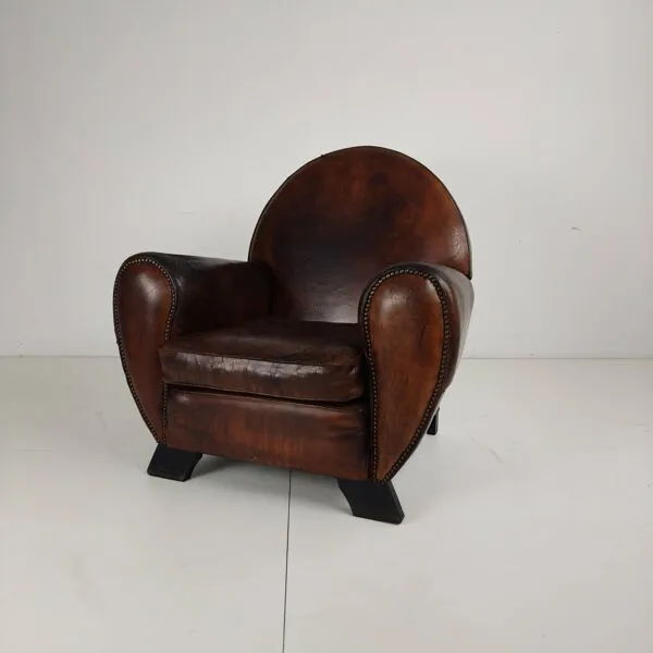 Illustration numéro 5 du produit Fauteuil Club Art Déco en Cuir pour Homme