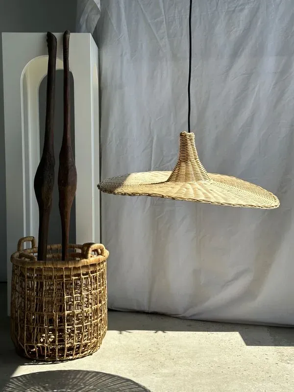 Illustration numéro 5 du produit Suspension en rotin en forme chapeau D:60cm