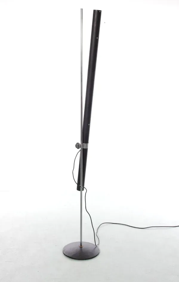 Illustration numéro 5 du produit Lampadaire modèle 10 474 de Sabine Charoy pour Verre & Lumière