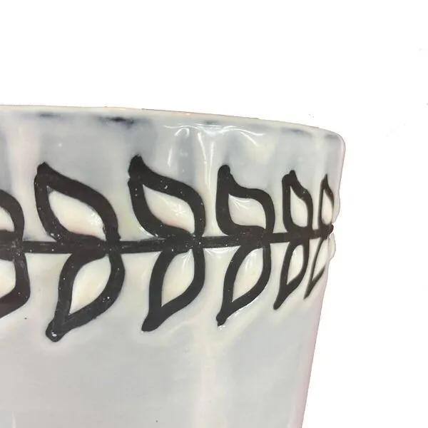 Illustration numéro 5 du produit Vase balustre bleu Roger Capron