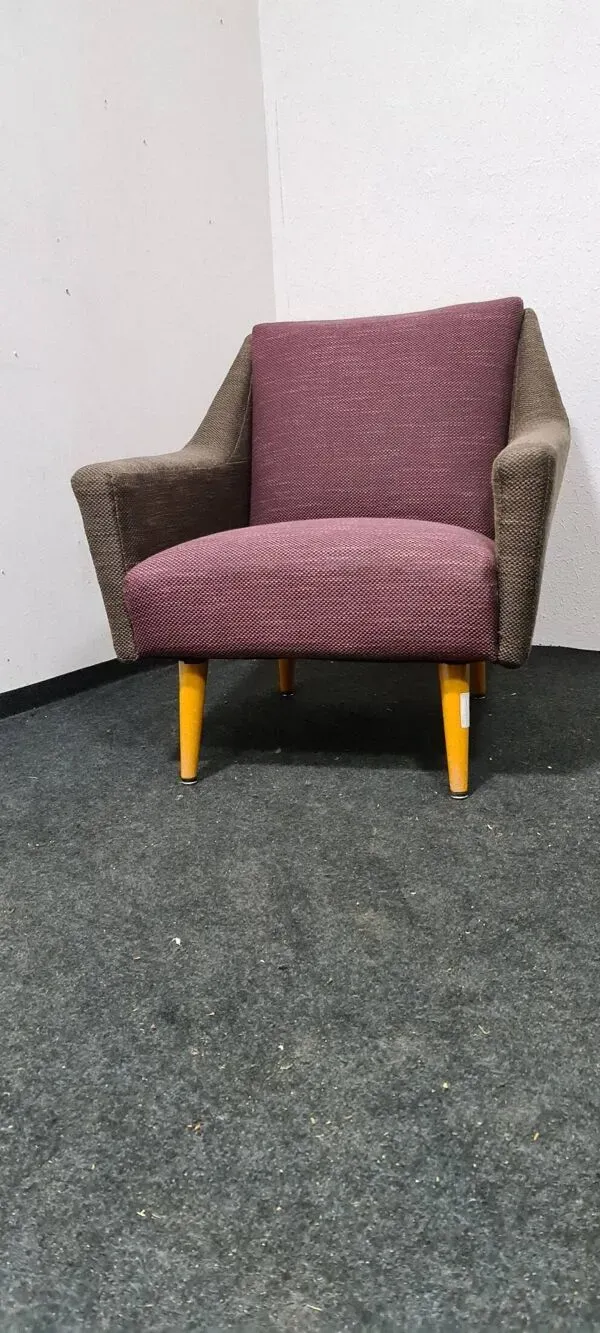 Illustration numéro 5 du produit Fauteuil club