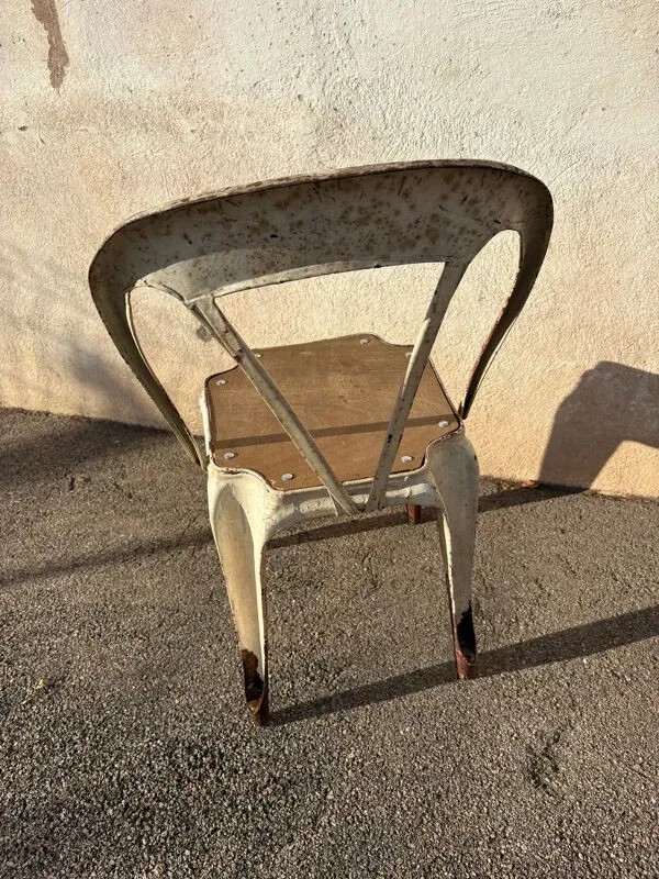 Illustration numéro 5 du produit Chaise bistrot tôle J. Mathieu