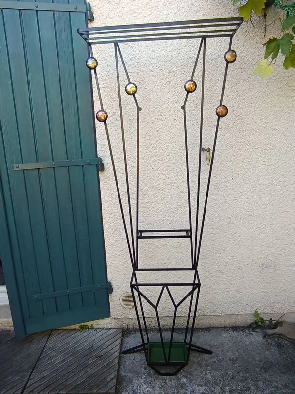 Illustration numéro 5 du produit Grand vestiaire porte-manteaux vintage années 50/60