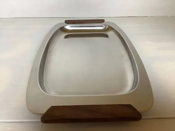 Illustration numéro 5 du produit Plat métal et teck Denmark scandinave