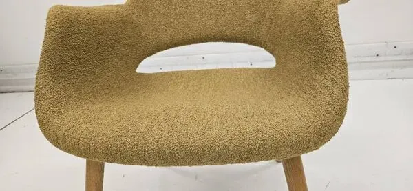 Illustration numéro 5 du produit Chaise Boucle Charles Eames Organic de Vitra