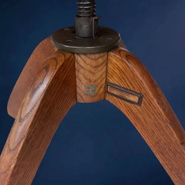 Illustration numéro 5 du produit Chaise de bureau suédoise réglable Åtvidabergs en bois et métal – années 30-40
