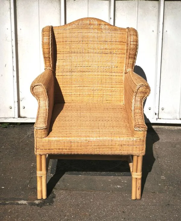 Illustration numéro 5 du produit Fauteuil en rotin