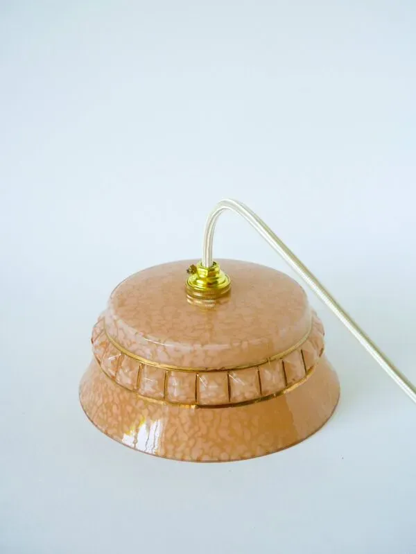 Illustration numéro 5 du produit suspension en verre de Clichy, Rose et Doré, Art Déco, 1930