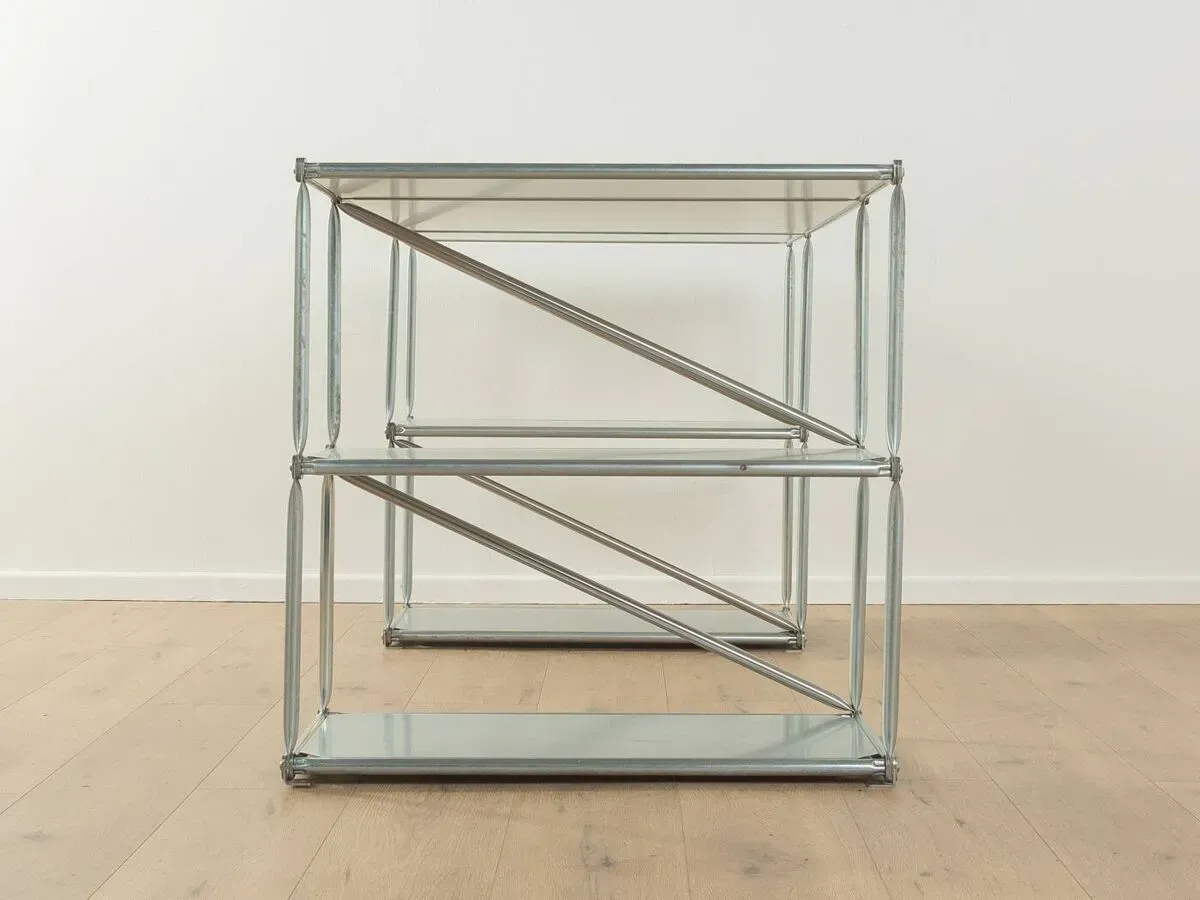 Illustration numéro 5 du produit Bureau des années 80, Système 180