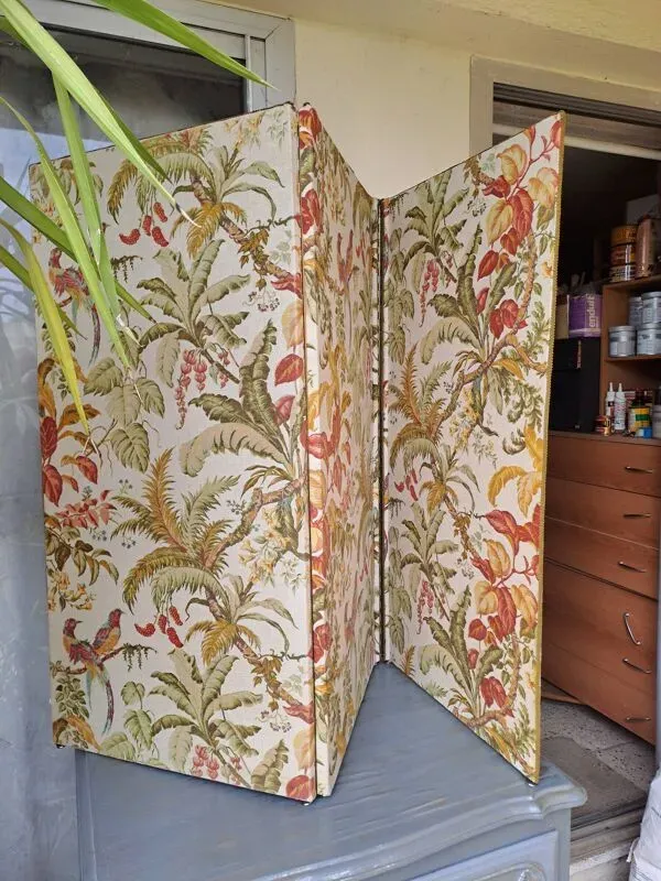 Illustration numéro 5 du produit Paravent Tapissier 30'S France toile imprimée XX style classique 3 volets