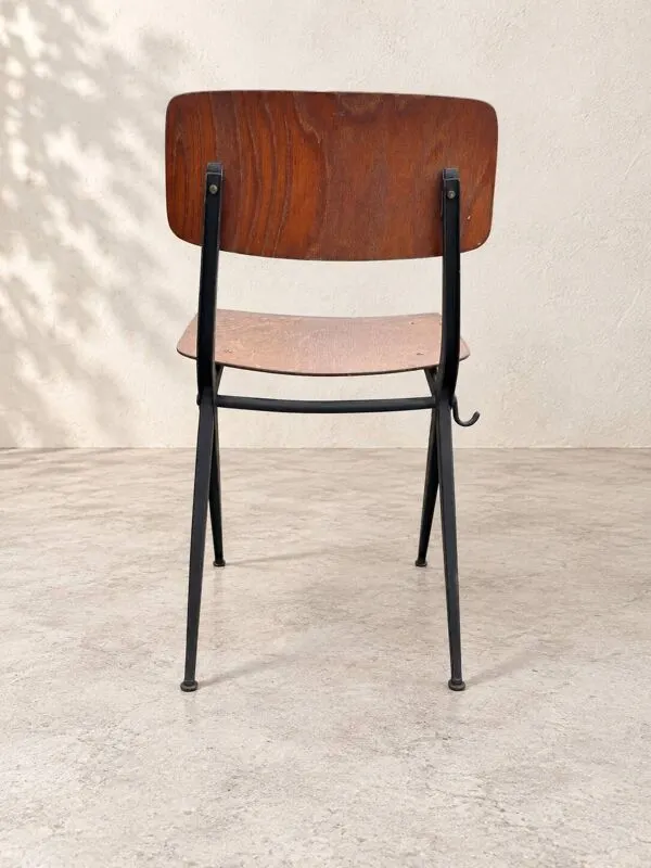Illustration numéro 5 du produit Chaise Marko vintage en contreplaqué et métal noir – années 50/60