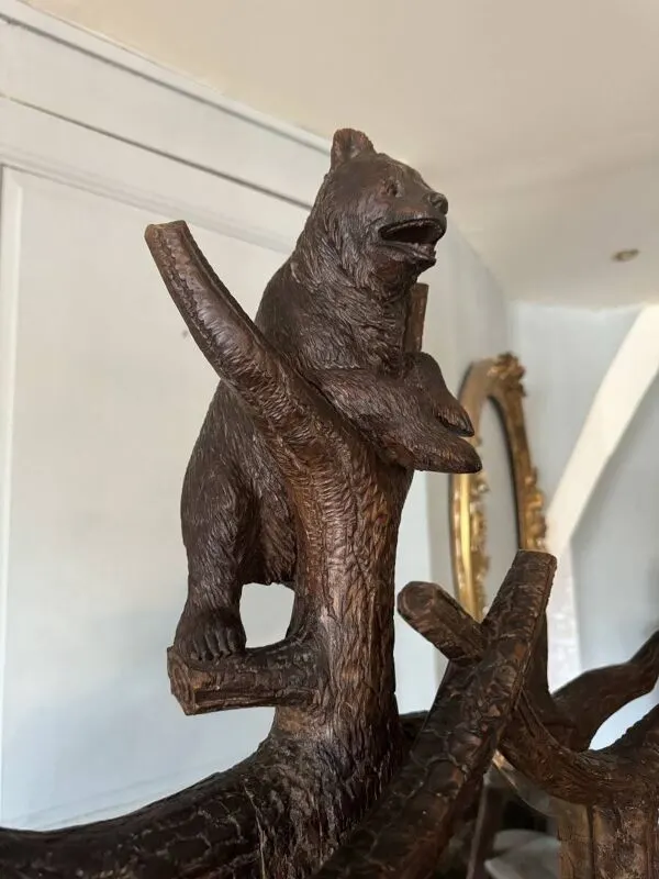 Illustration numéro 5 du produit Porte manteaux aux ours, forêt noire XIXe siècle