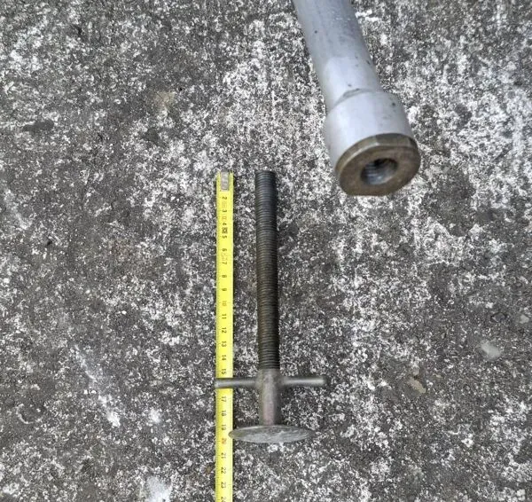 Illustration numéro 5 du produit Table industrielle 250x120