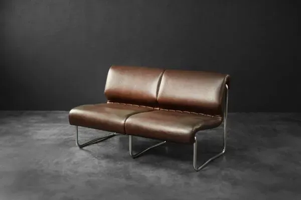 Illustration numéro 5 du produit Canapé 2 places en acier et simili-cuir marron, Allemagne 1970