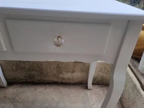 Illustration numéro 5 du produit Console coiffeuse en bois peint blanc france 2000 / décoration vintage rétro chambre classique