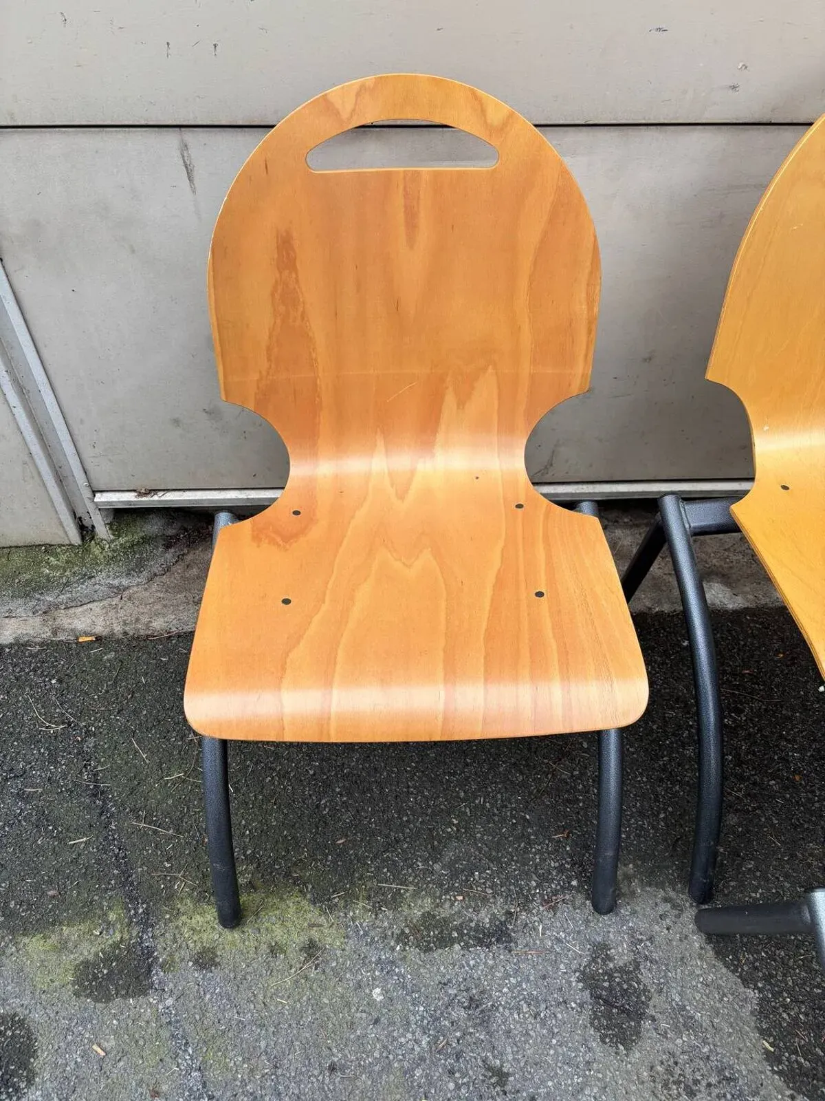 Illustration numéro 5 du produit 4 chaises style industriel