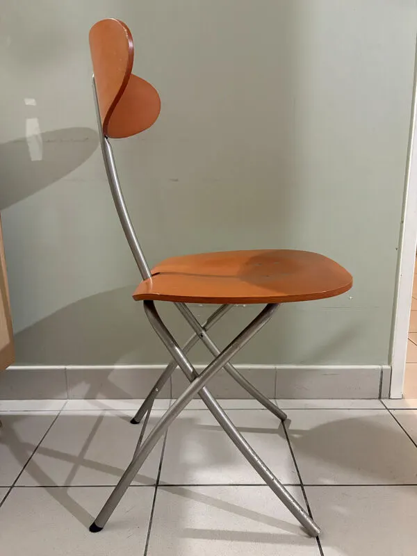 Illustration numéro 5 du produit Chaise pliante design industriel vintage 60’/70’