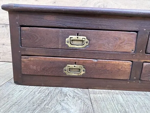 Illustration numéro 5 du produit Meuble de métier en teck birman