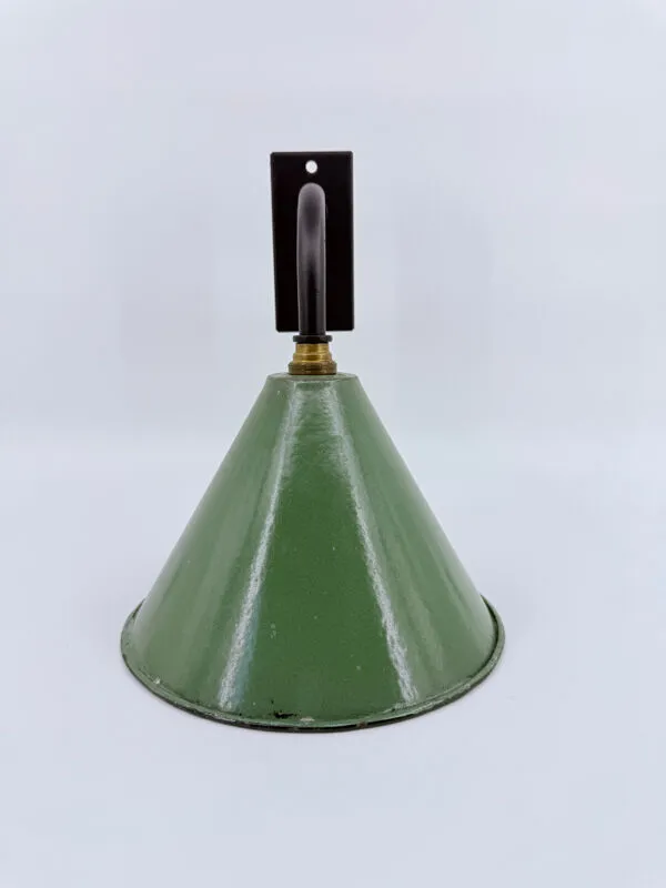 Illustration numéro 5 du produit Applique en tôle émaillée