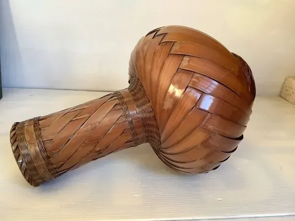 Illustration numéro 5 du produit Grand vase ikebana bambou