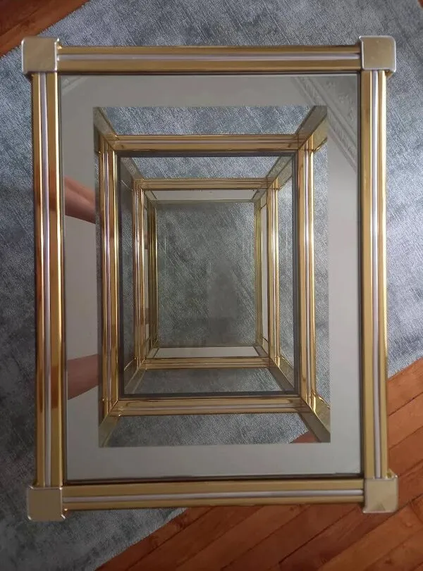 Illustration numéro 5 du produit Petite desserte/ bout de canapé, style Hollywood regency