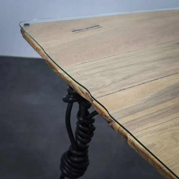 Illustration numéro 5 du produit Table à manger Hosepipe par Sander Bokkinga pour BOK, pièce unique, années 2020.