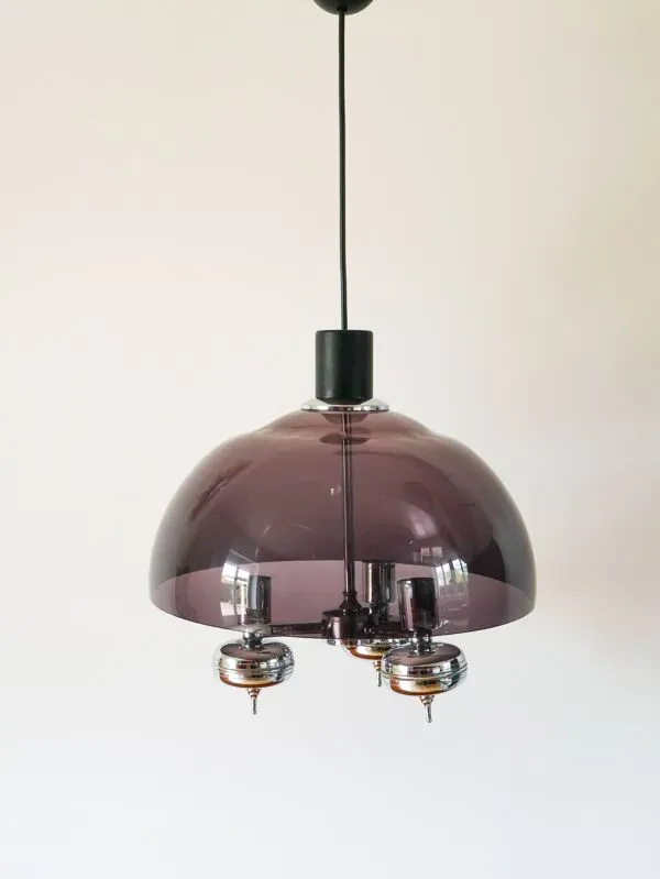 Illustration numéro 5 du produit Lustre trois branches en plexi fumé et chrome, Space Age, 1970