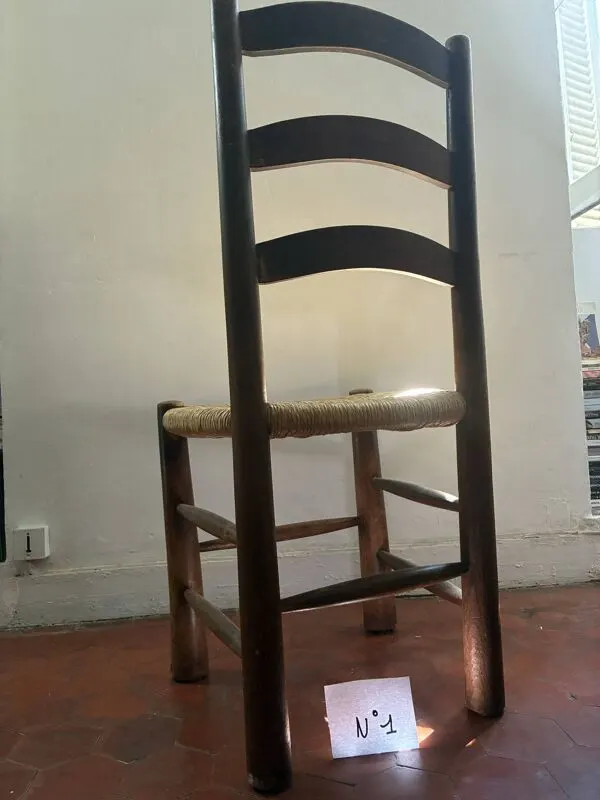 Illustration numéro 5 du produit 4 chaises attribuées à Georges Robert