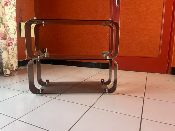 Illustration numéro 5 du produit Étagère design Donald Singer Design années 70 – Inox & verre fumé