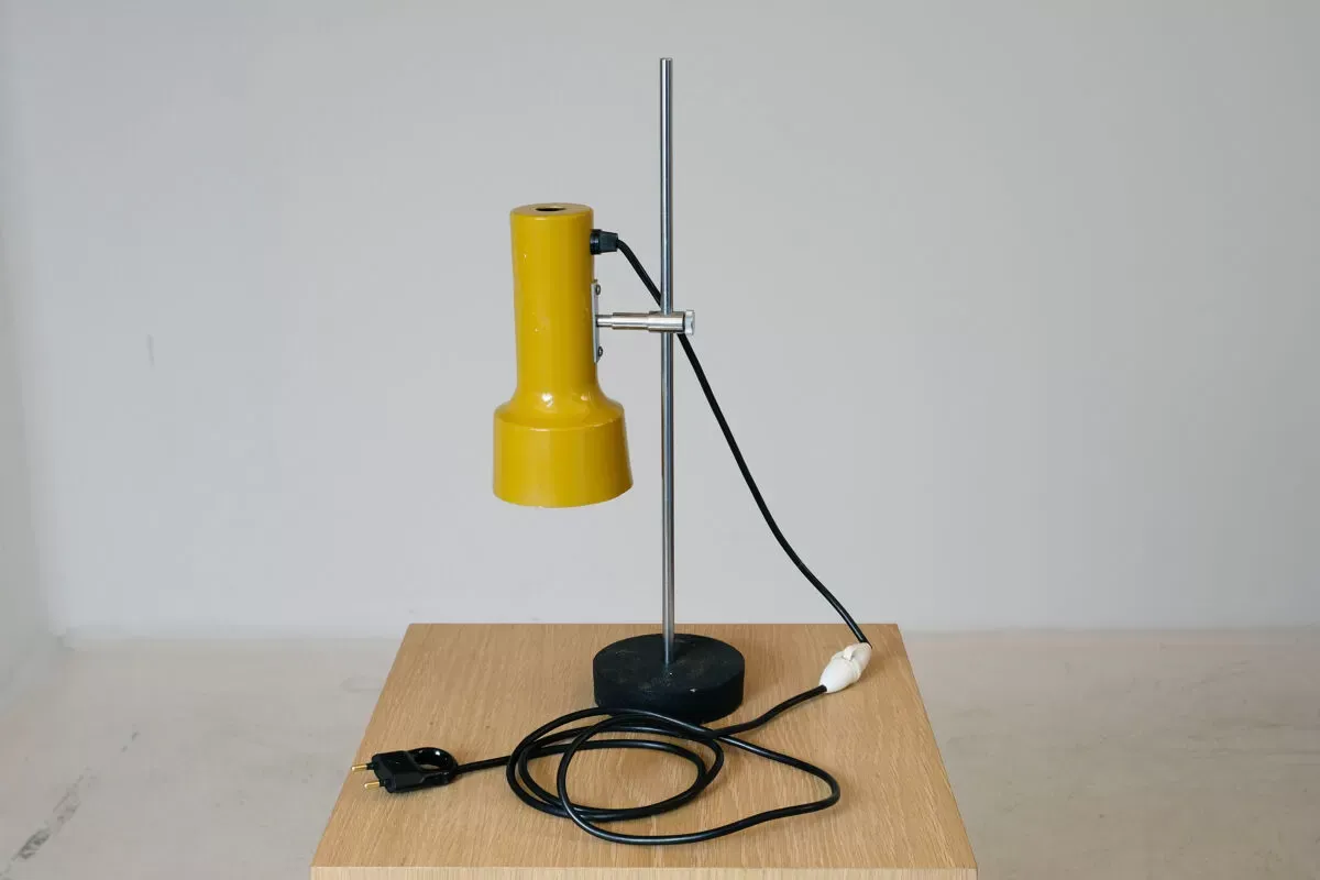 Illustration numéro 5 du produit Lampe style indus 1960's