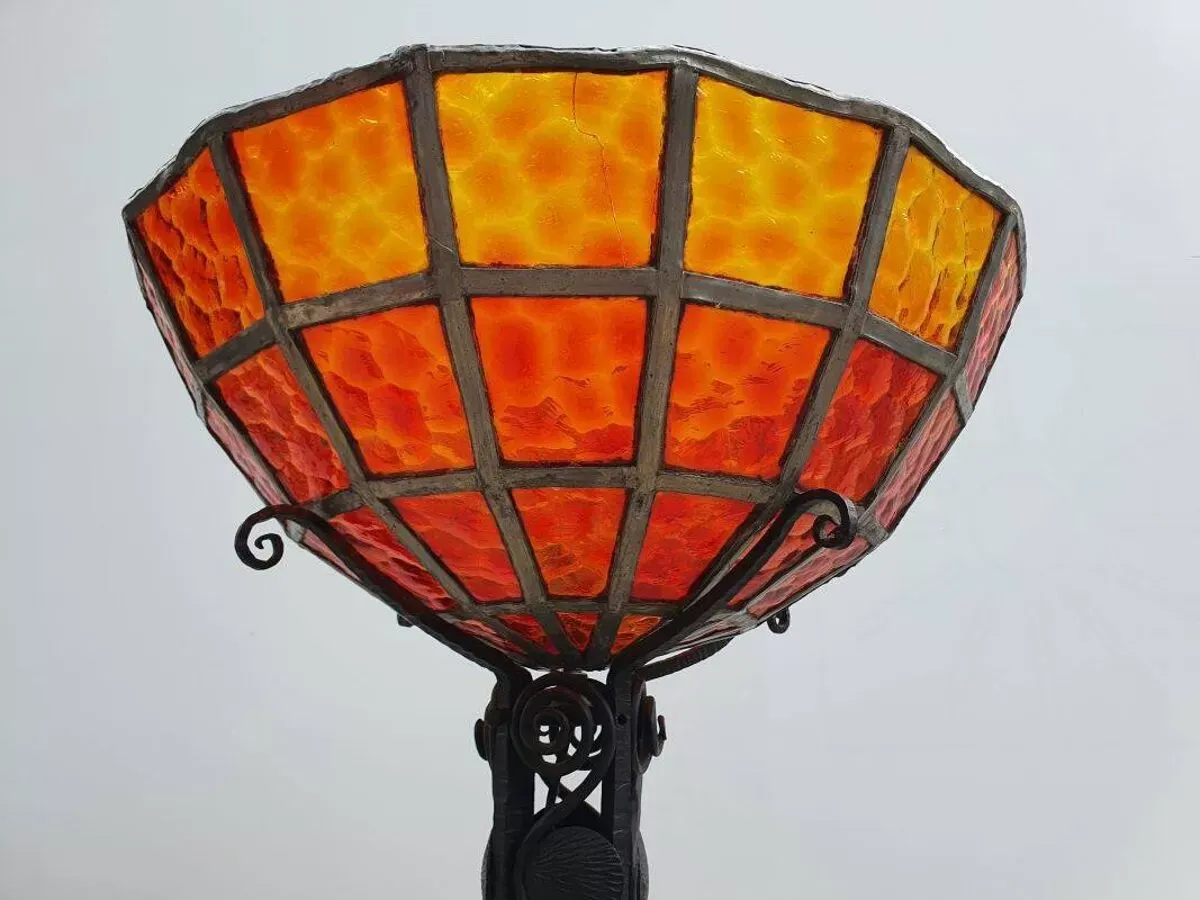 Illustration numéro 5 du produit Grand Lampadaire Art Déco Vitraux Rouge