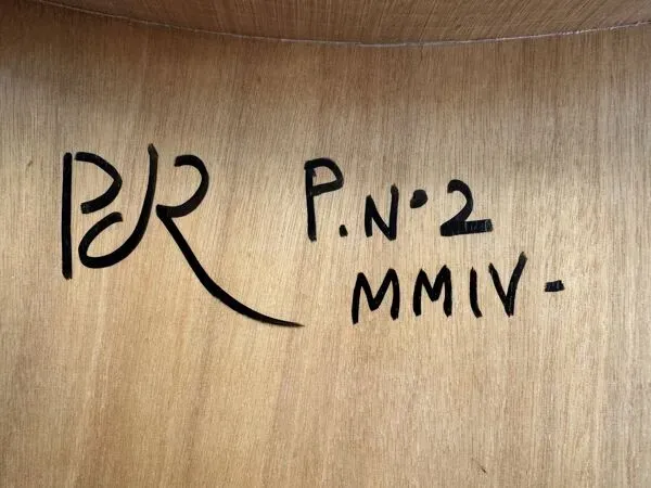 Illustration numéro 5 du produit Table basse signée Pucci de Rossi – pièce numérotée (2004)