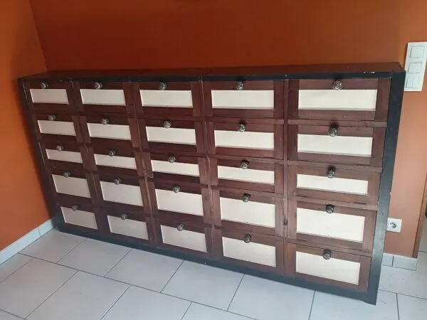 Illustration numéro 5 du produit Meuble de metier