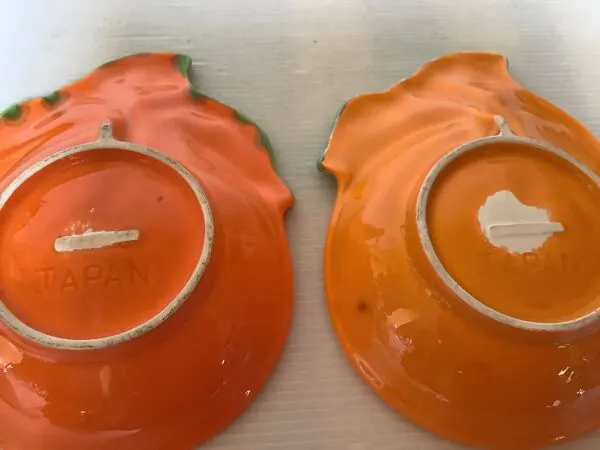 Illustration numéro 5 du produit Paire de coupelles vide poche barbotine orange Japan