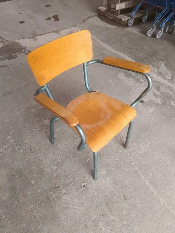 Illustration numéro 5 du produit Fauteuil de maître d'ecole
