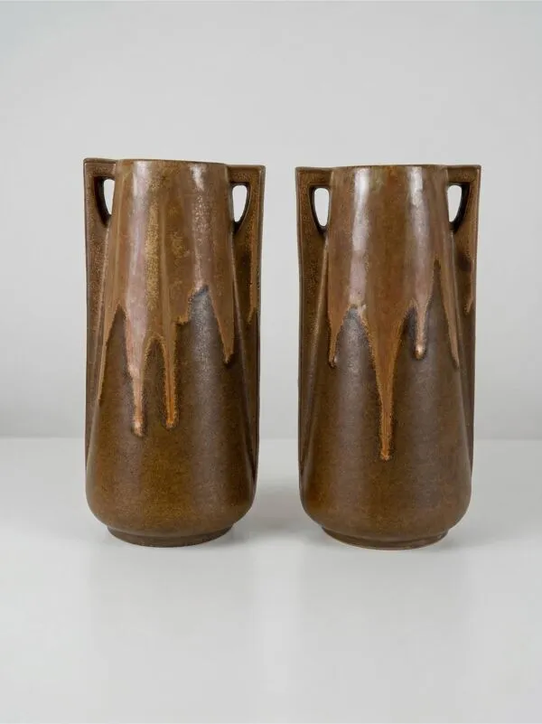 Illustration numéro 5 du produit Paire de vases vintage Denbac modèle 244 en céramique française émaillée