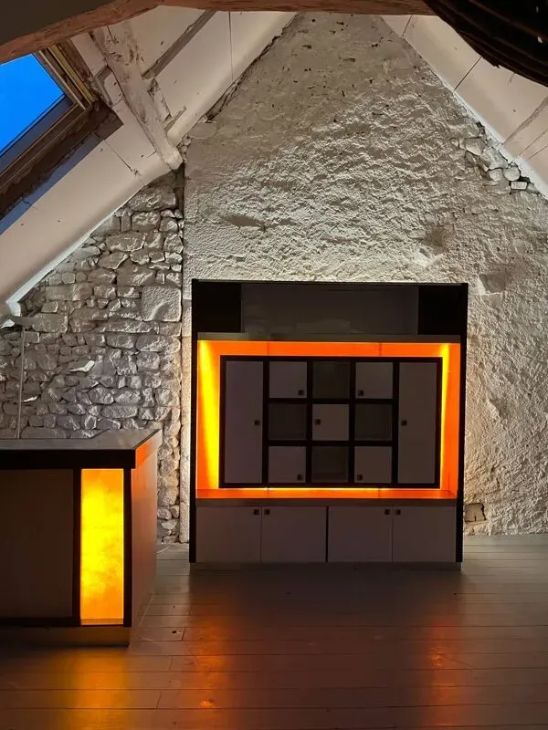 Illustration numéro 5 du produit Ensemble meubles de salon atypique des  Années 80