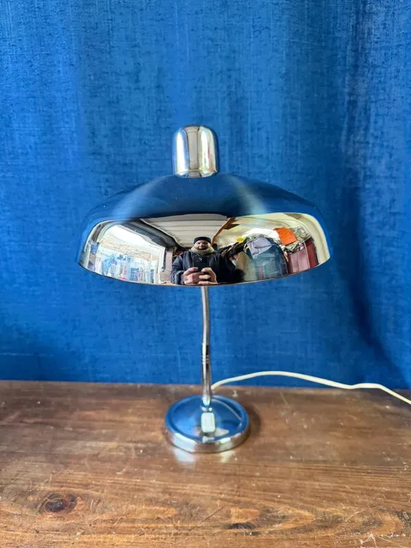 Illustration numéro 5 du produit Lampe de bureau vintage chromée Giovanni Michelucci pour Lariolux