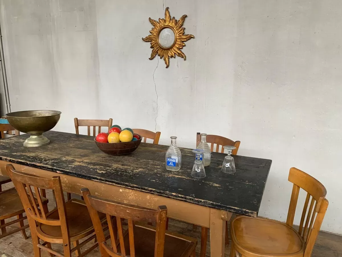 Illustration numéro 5 du produit Table de ferme bistrot