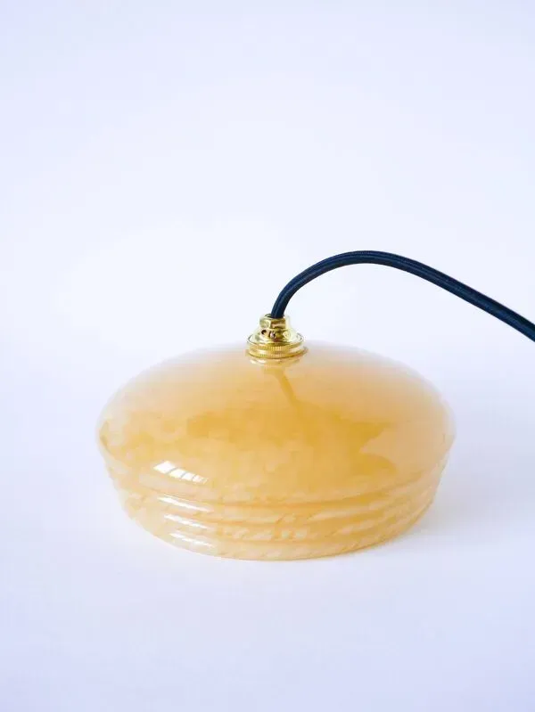 Illustration numéro 5 du produit Suspension en verre Clichy jaune, 1930