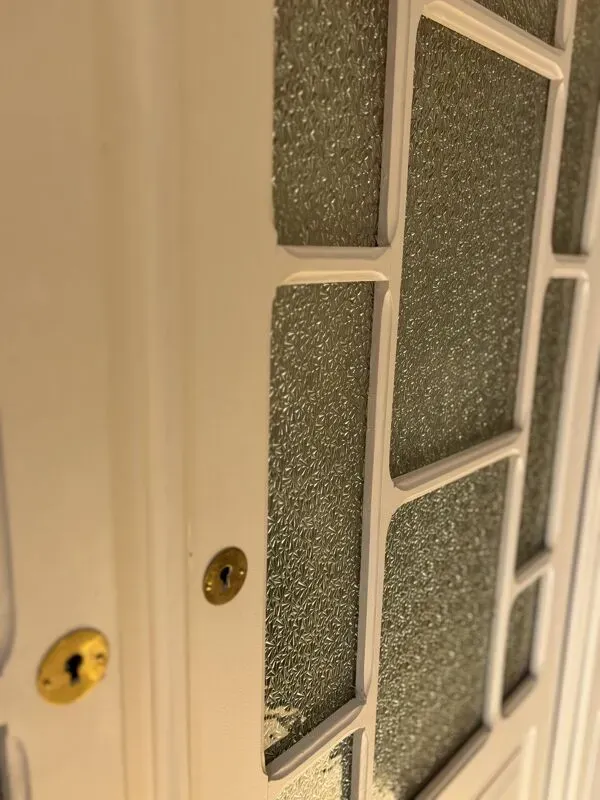 Illustration numéro 5 du produit Armoire parisienne vitrée