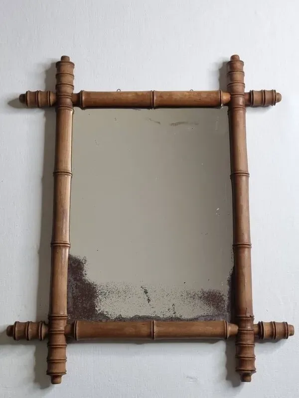 Illustration numéro 5 du produit Miroir ancien style bambou tain altéré bois tourné fin XIXe siècle 50x42 cm